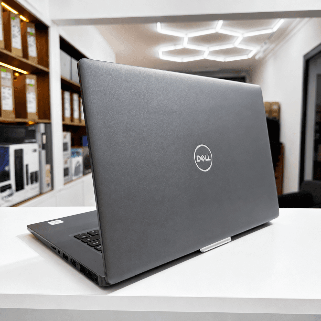Dell Latitude 3410 Laptop i5 10th Gen 8GB 256GB Windows 11 Pro 14″ Display · Pre-Owned view 6