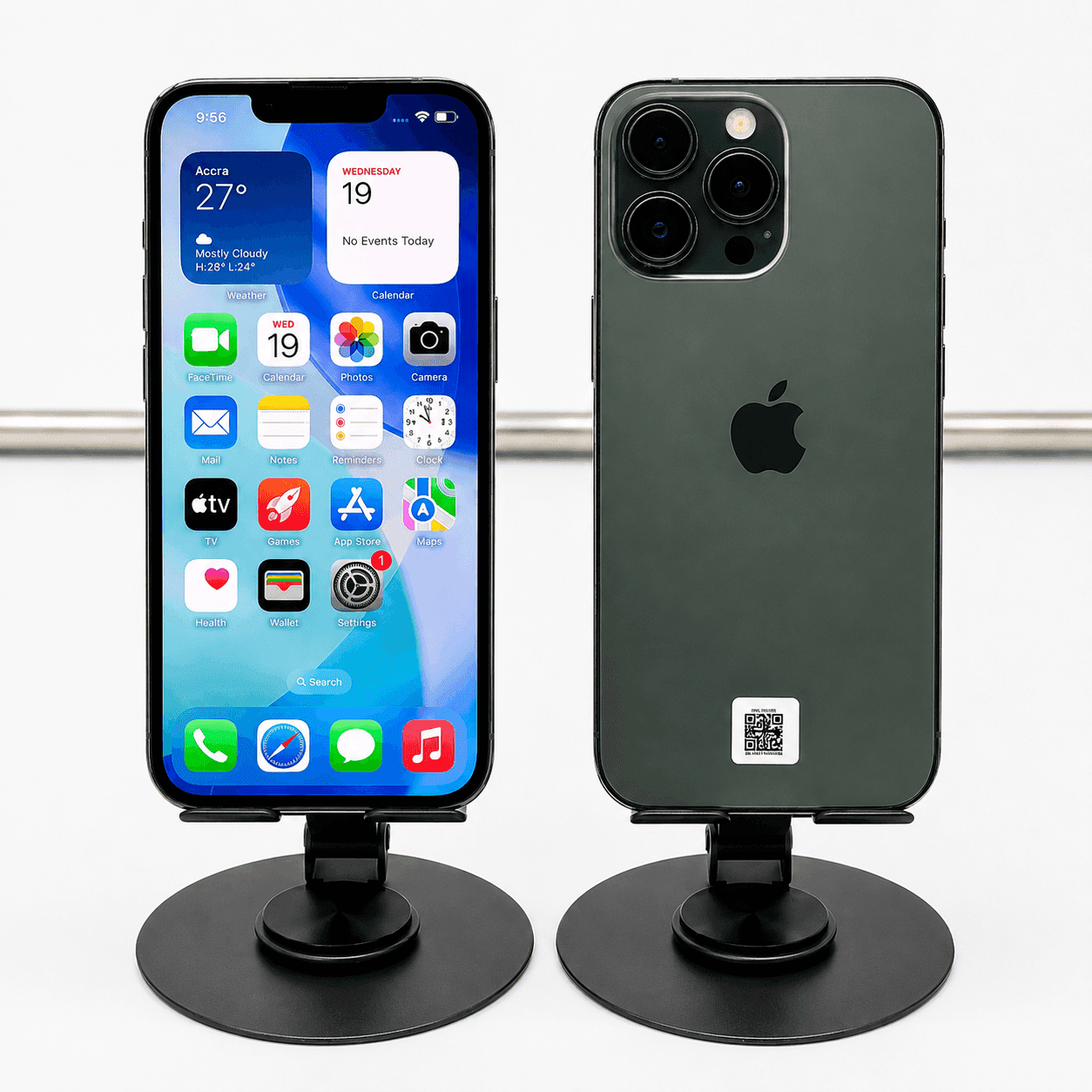 iPhone 13 Pro · 256GB (Unlocked) view 3
